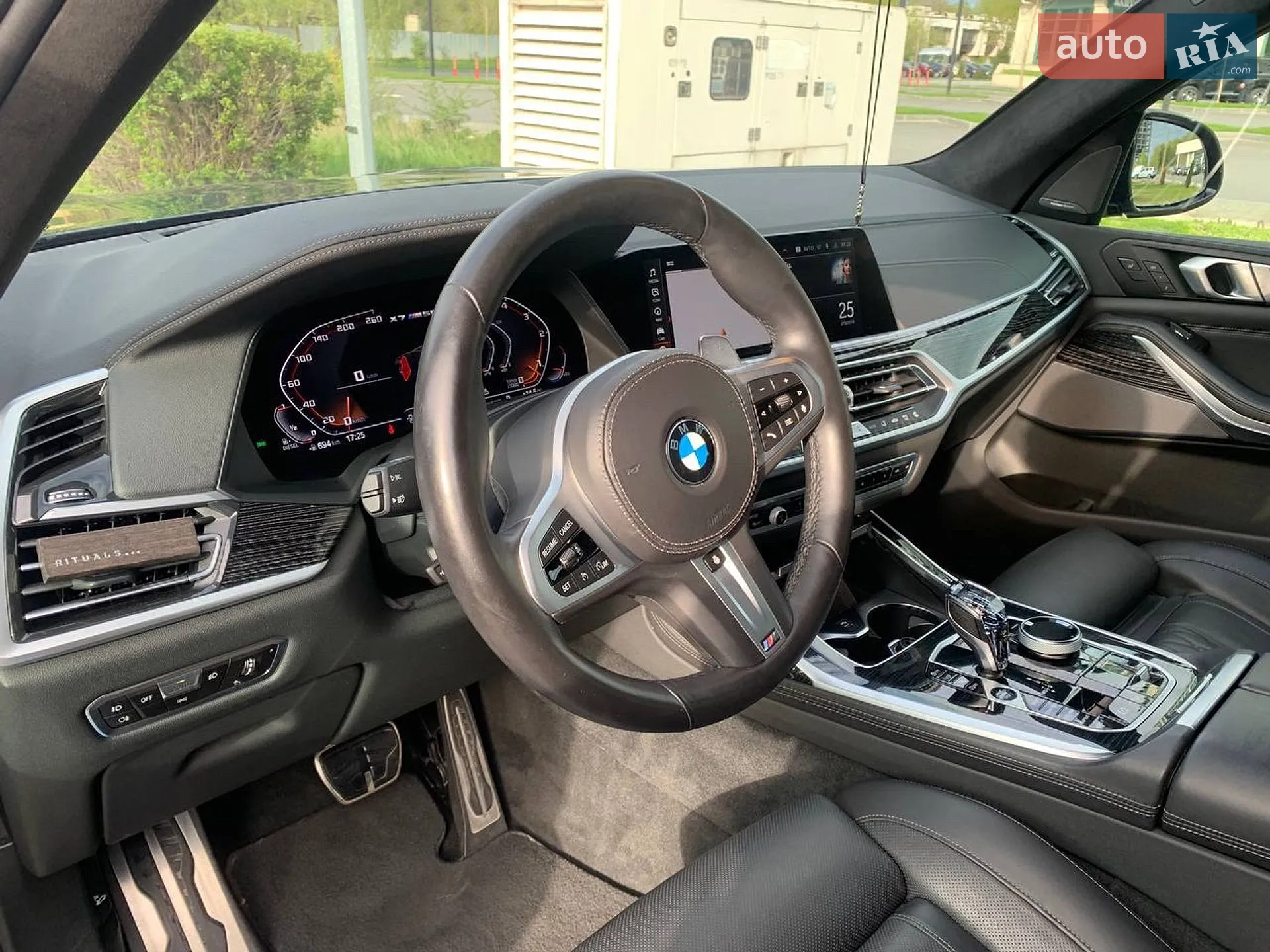 2021 BMW X7 - мініатюра 12