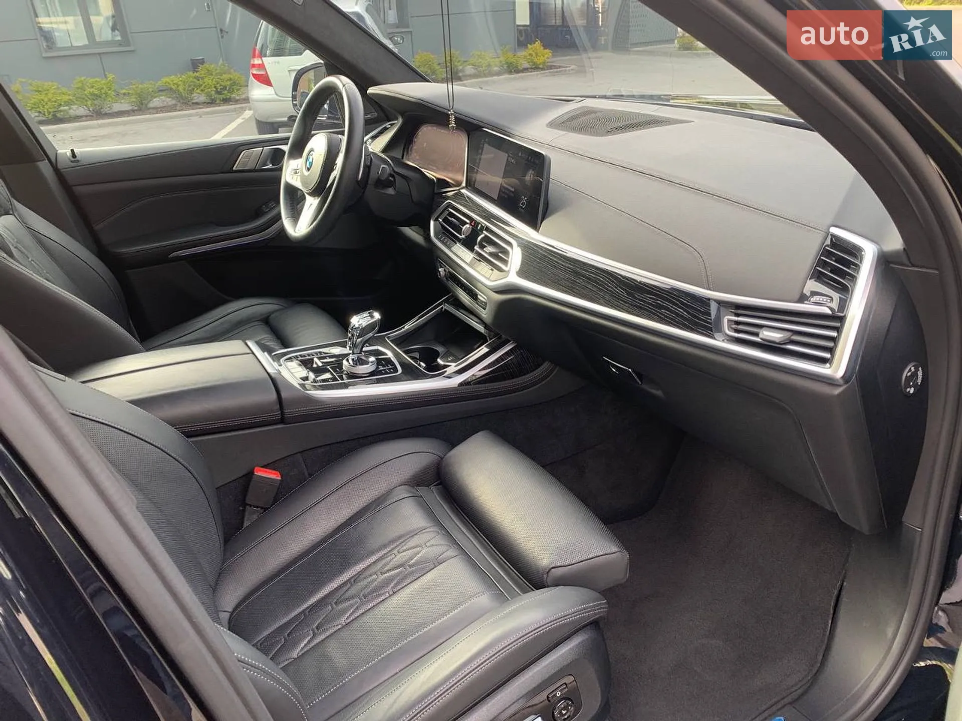 2021 BMW X7 - мініатюра 16