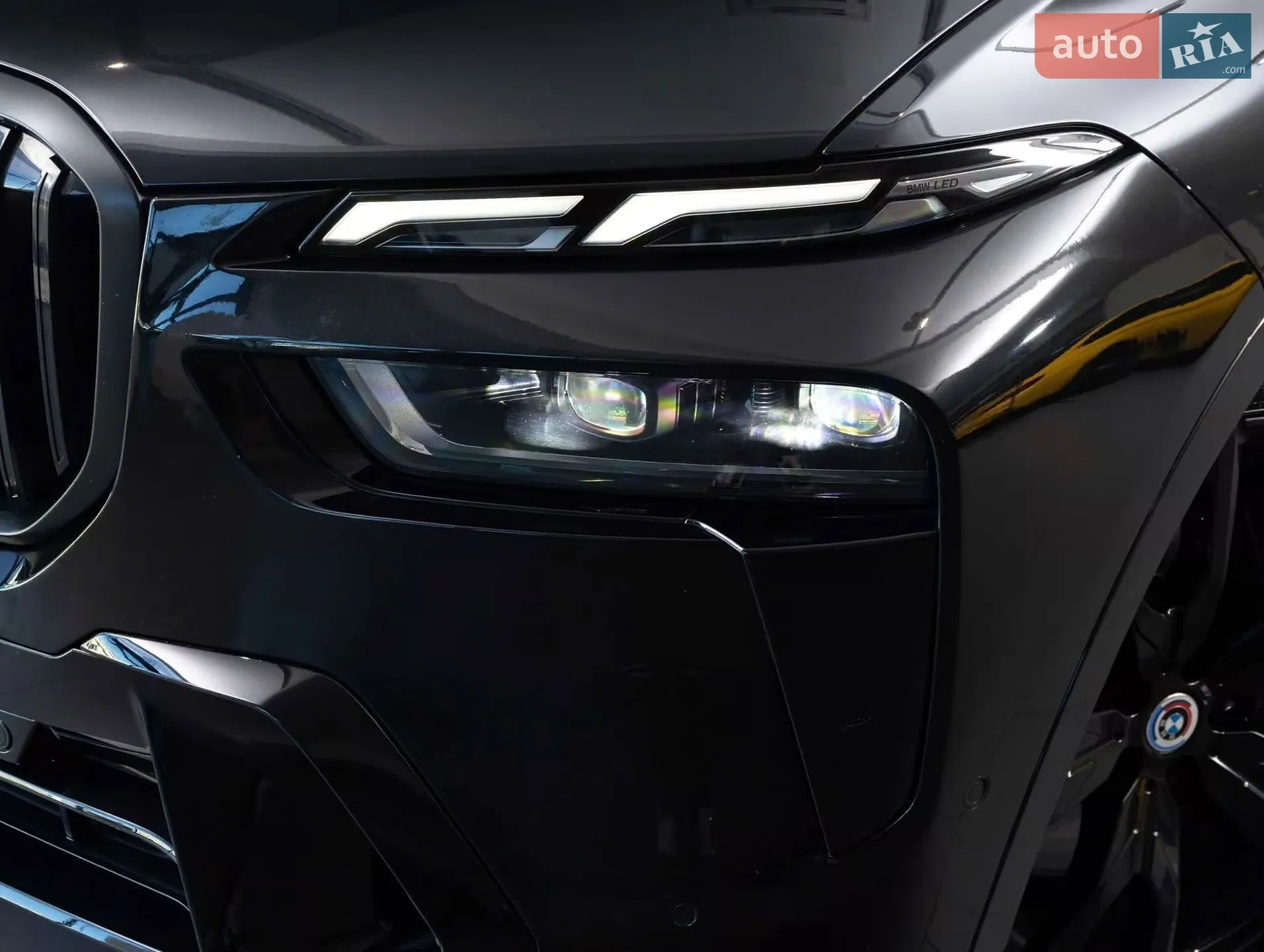 2023 BMW X7 - мініатюра 8