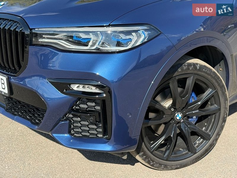 Внедорожник / Кроссовер BMW X7 2020 в Киеве