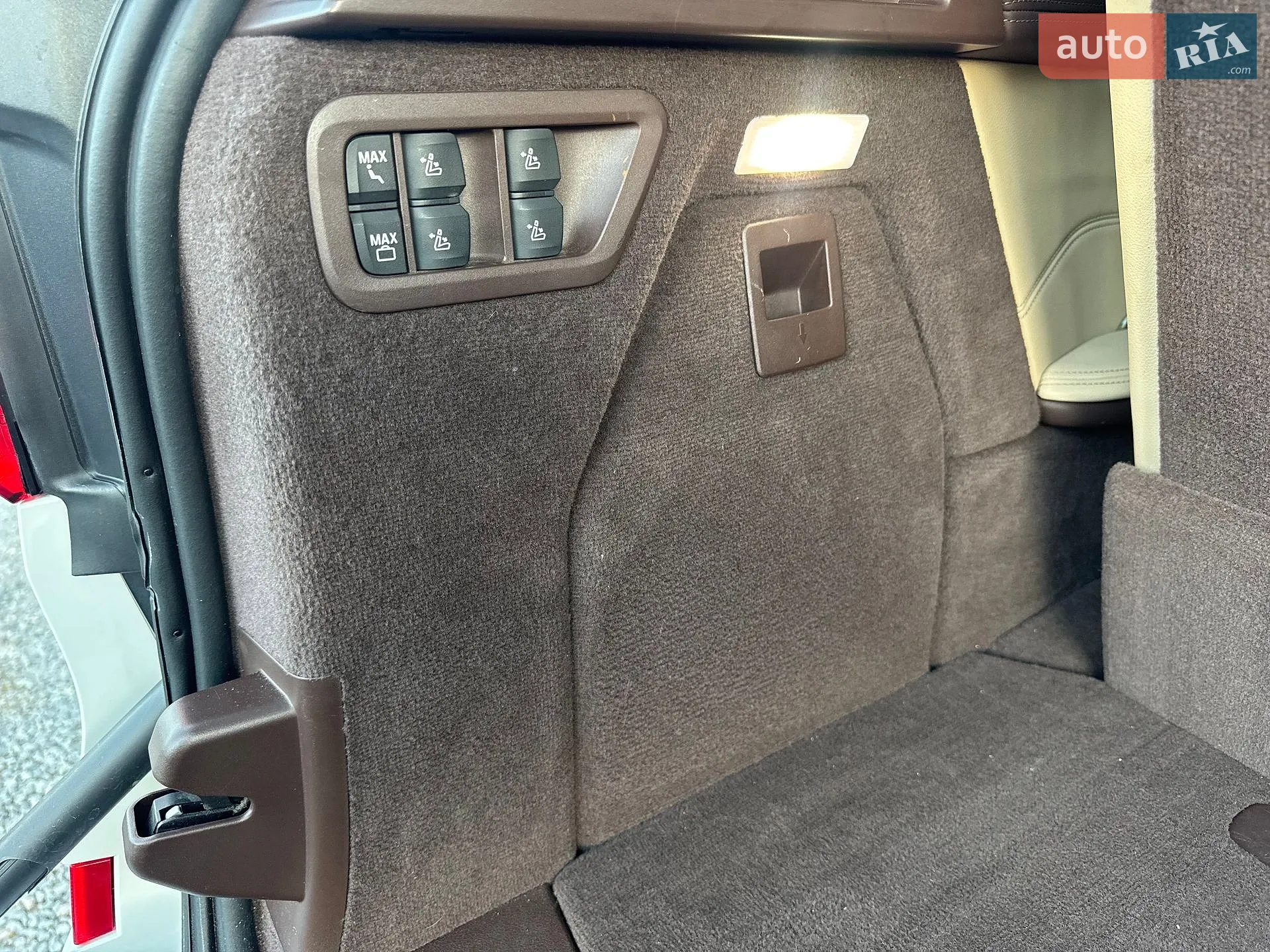2019 BMW X7 - мініатюра 94