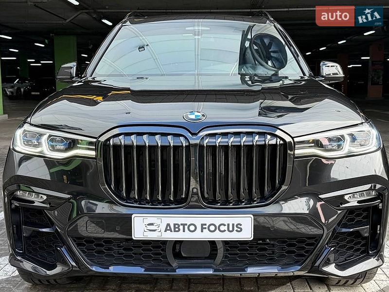 Внедорожник / Кроссовер BMW X7 2021 в Киеве