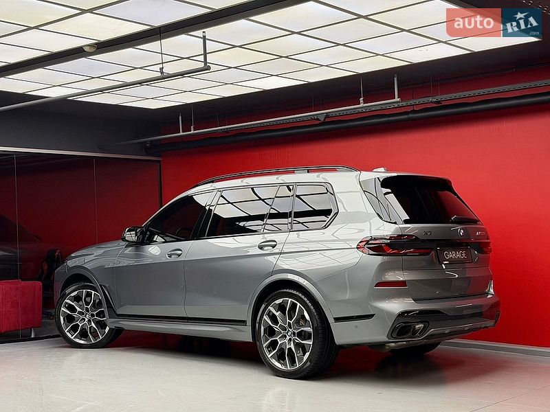 Внедорожник / Кроссовер BMW X7 2023 в Киеве