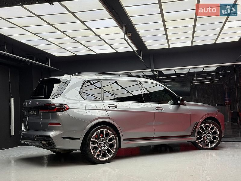 Внедорожник / Кроссовер BMW X7 2023 в Киеве
