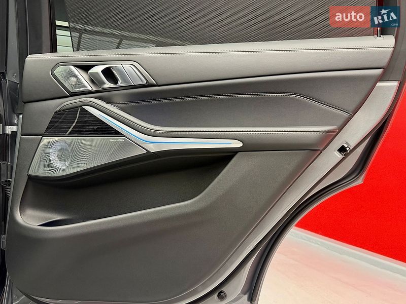 Внедорожник / Кроссовер BMW X7 2023 в Киеве