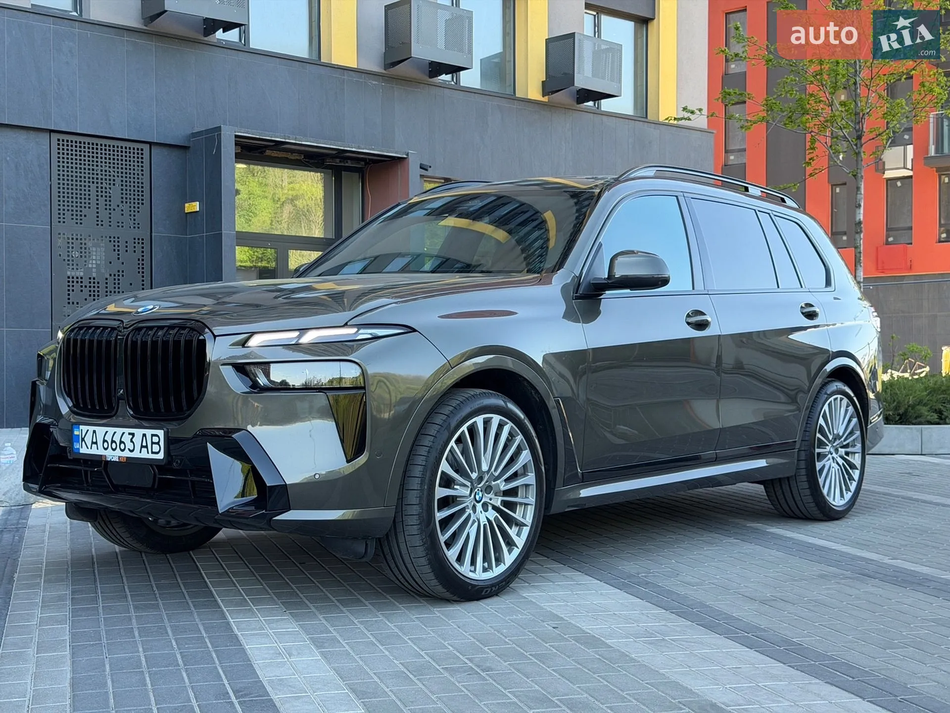 2024 BMW X7 - мініатюра 3