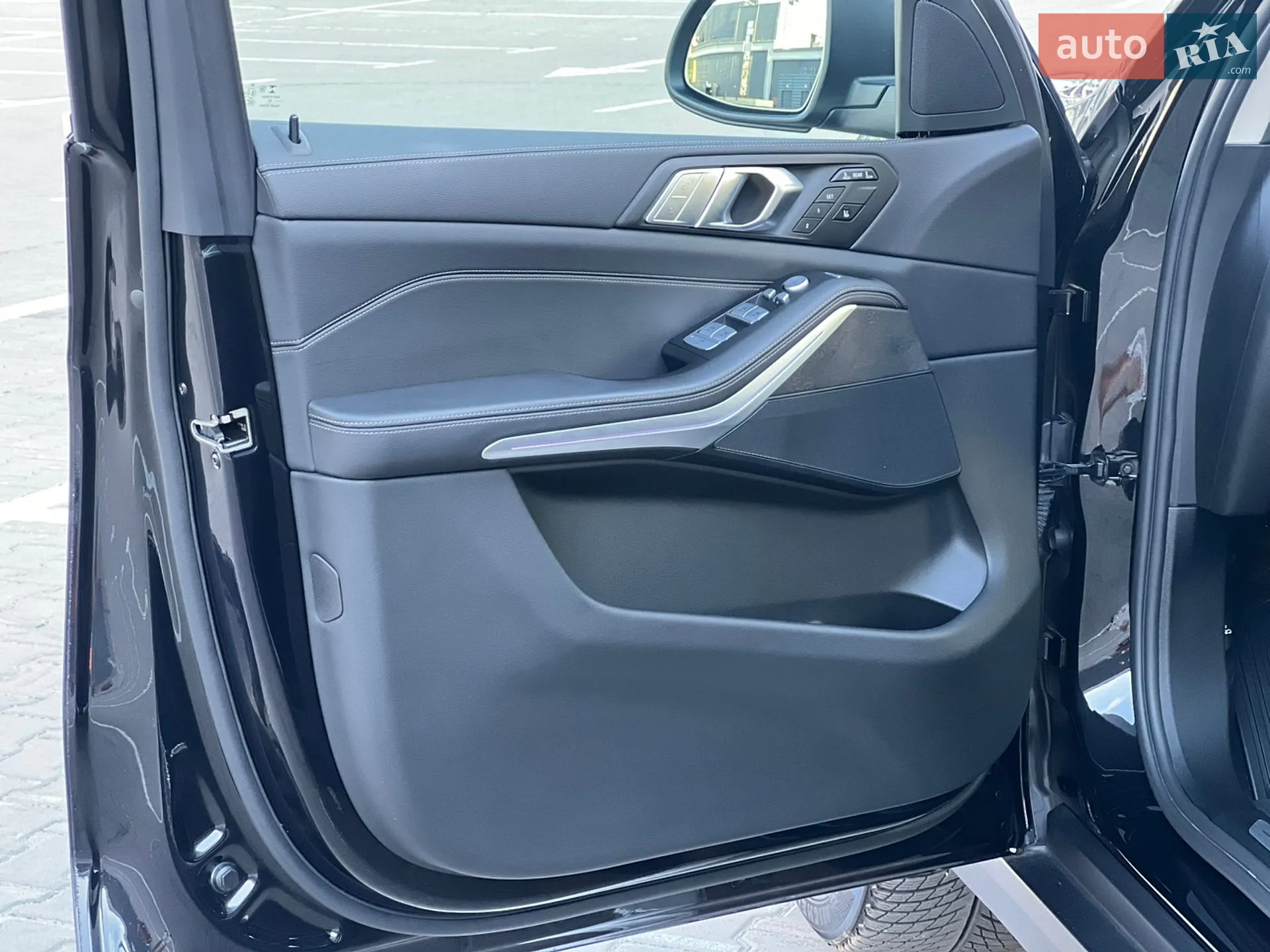 2022 BMW X7 - мініатюра 42
