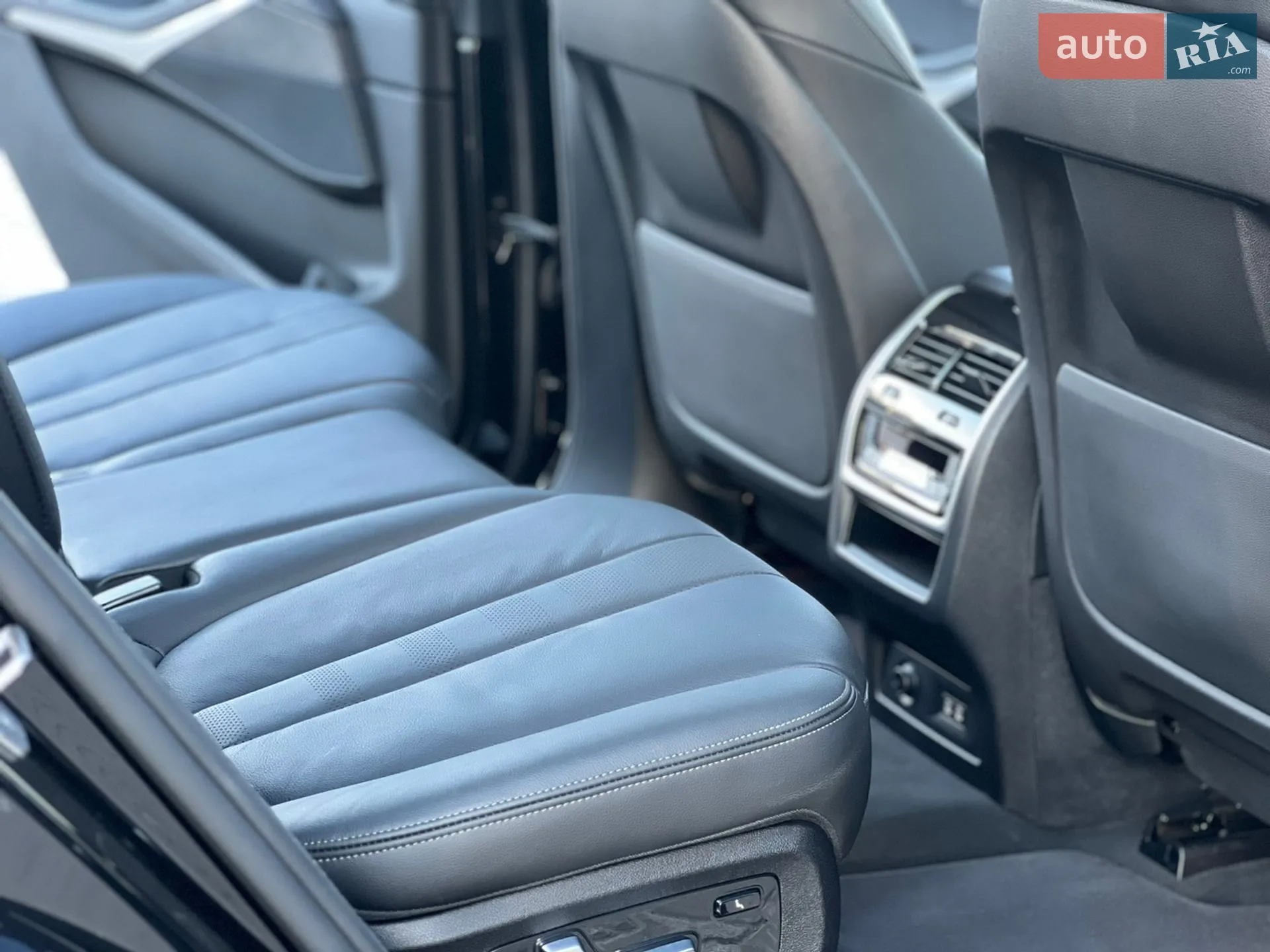 2022 BMW X7 - мініатюра 55