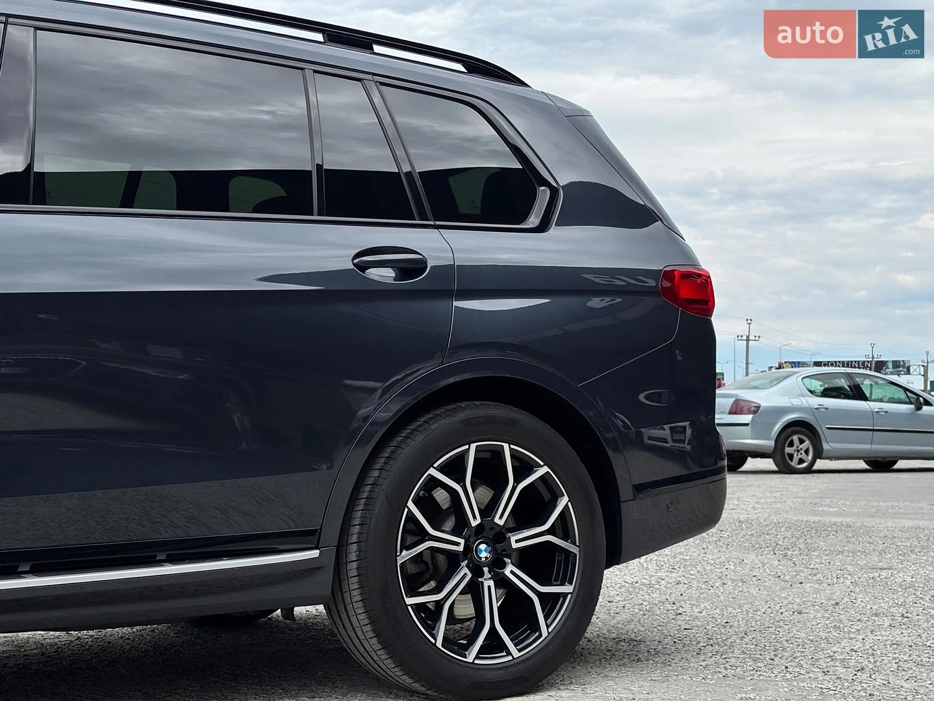 2019 BMW X7 - мініатюра 22