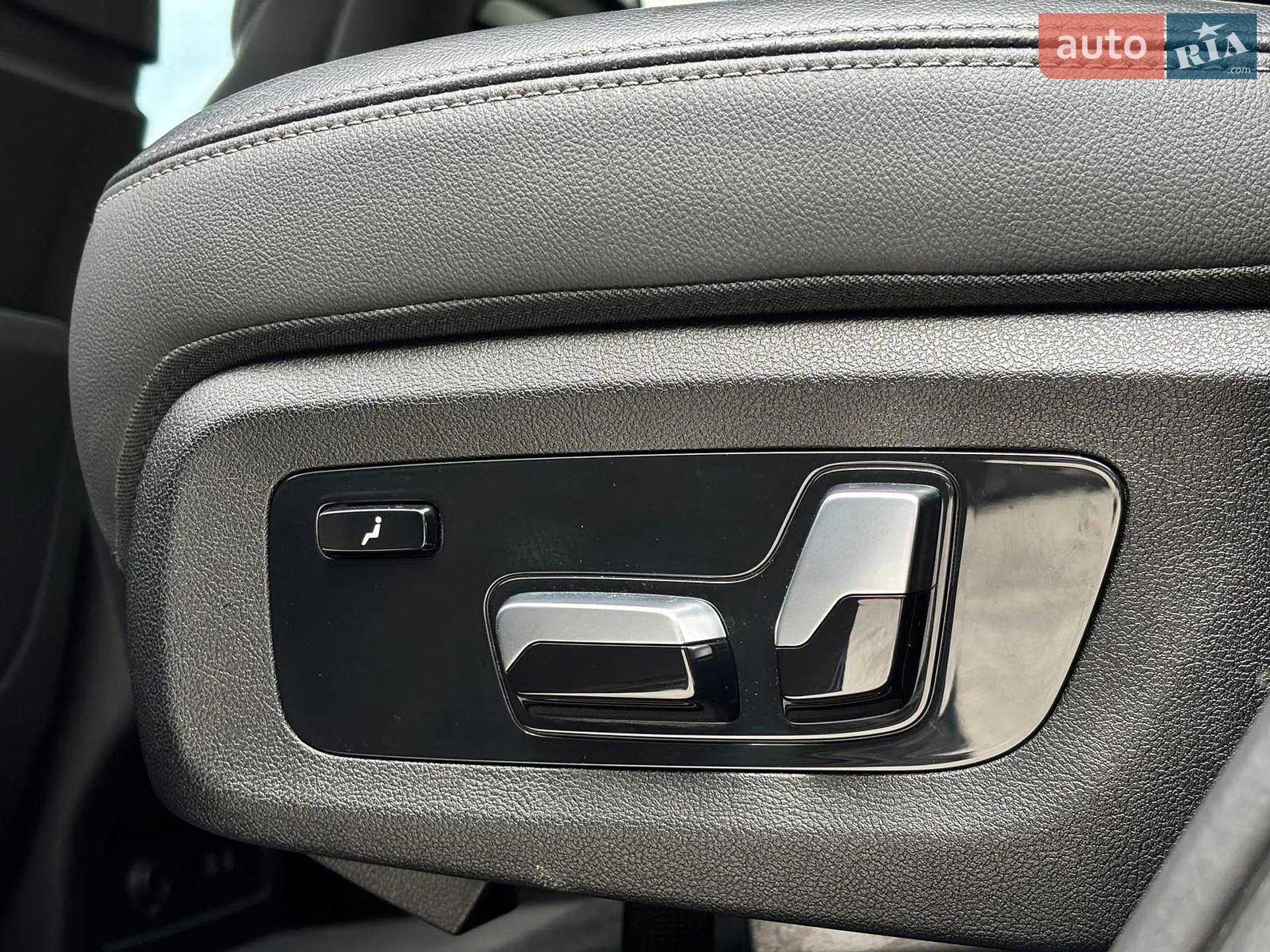 2019 BMW X7 - мініатюра 53