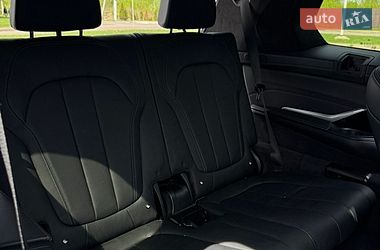 Внедорожник / Кроссовер BMW X7 2019 в Киеве