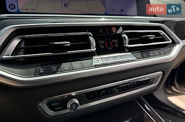 Внедорожник / Кроссовер BMW X7 2019 в Киеве