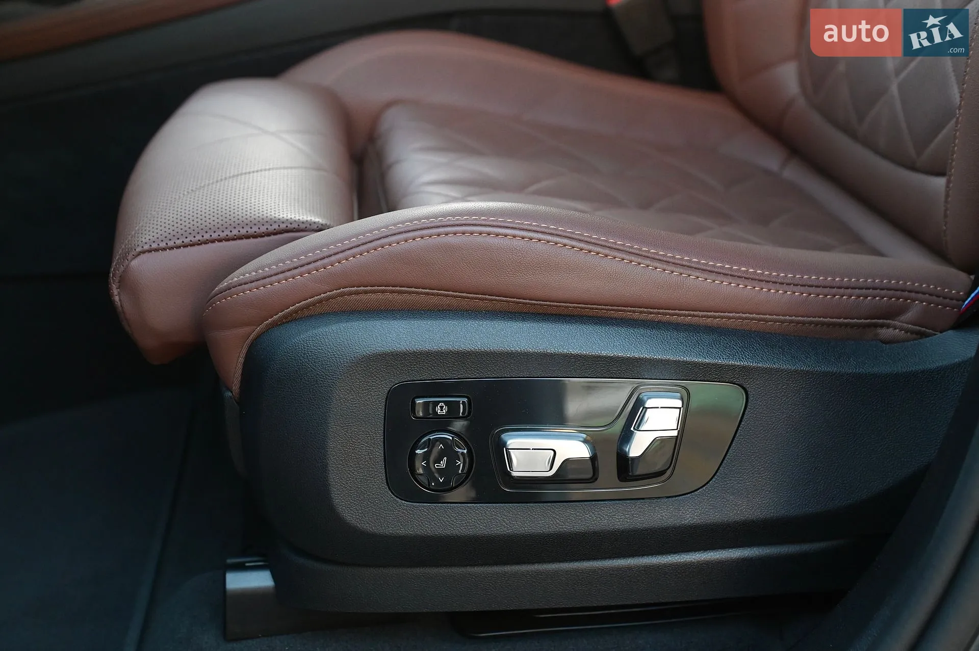 2023 BMW X7 - мініатюра 40