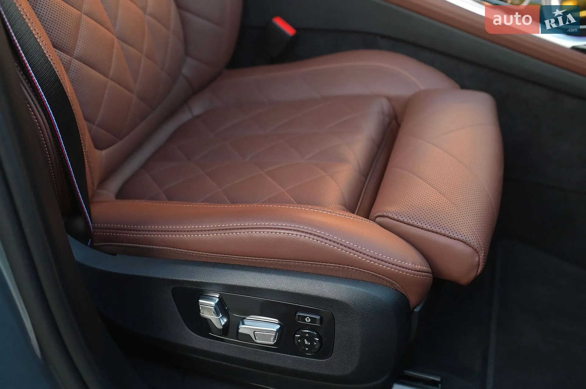 2023 BMW X7 - мініатюра 58