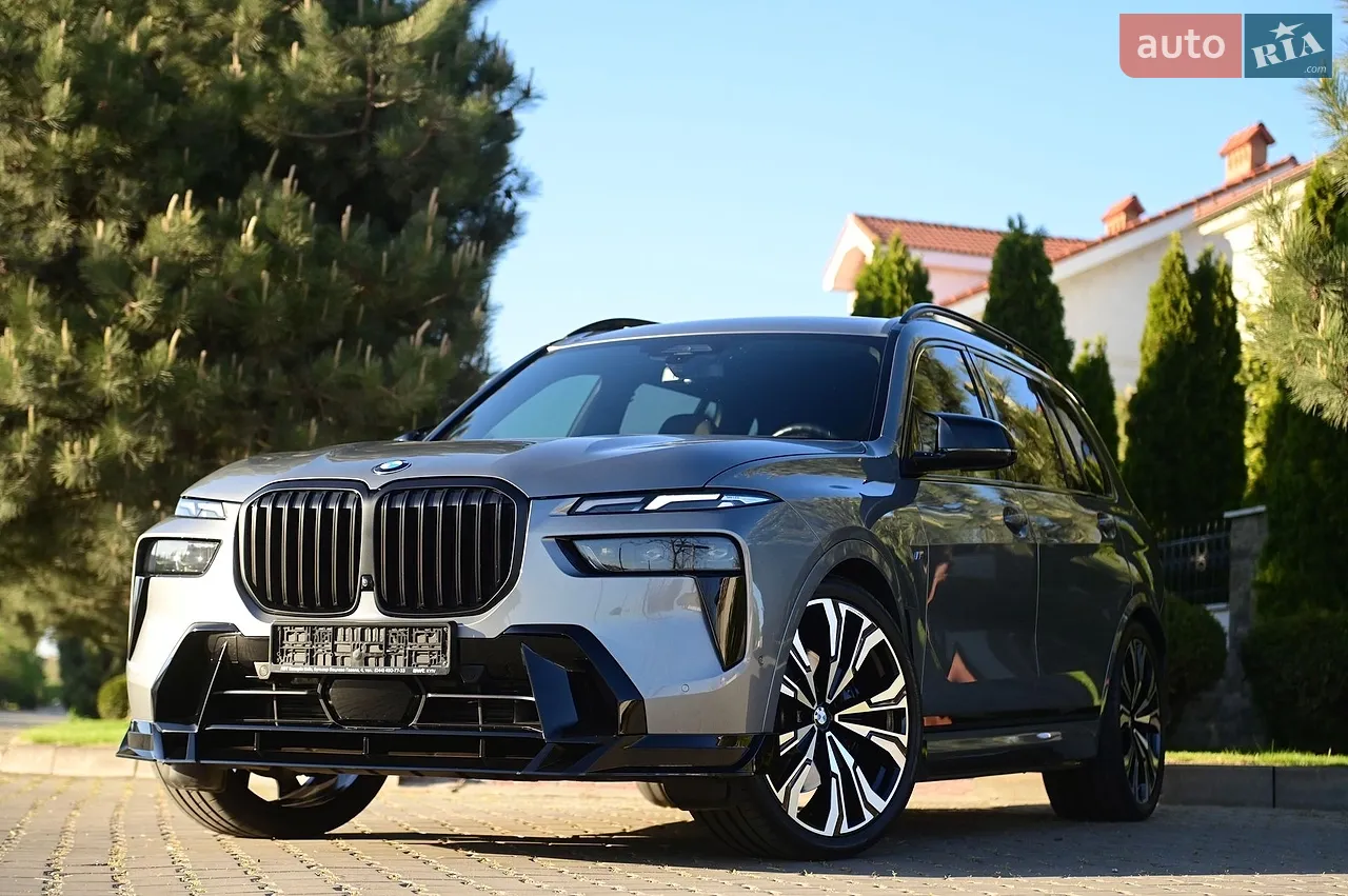 BMW X7 2023 photo 2