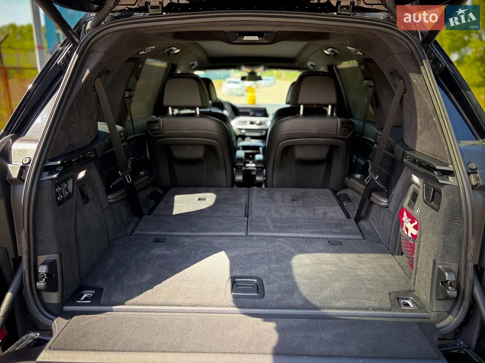 2020 BMW X7 - мініатюра 20