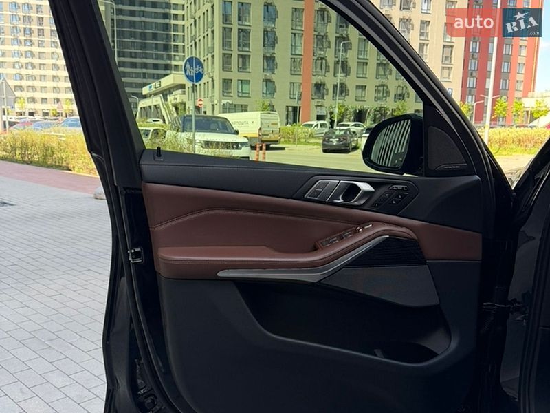 Позашляховик / Кросовер BMW X7 2020 в Києві фото 7 Позашляховик / Кросовер BMW X7 2020 в Києві