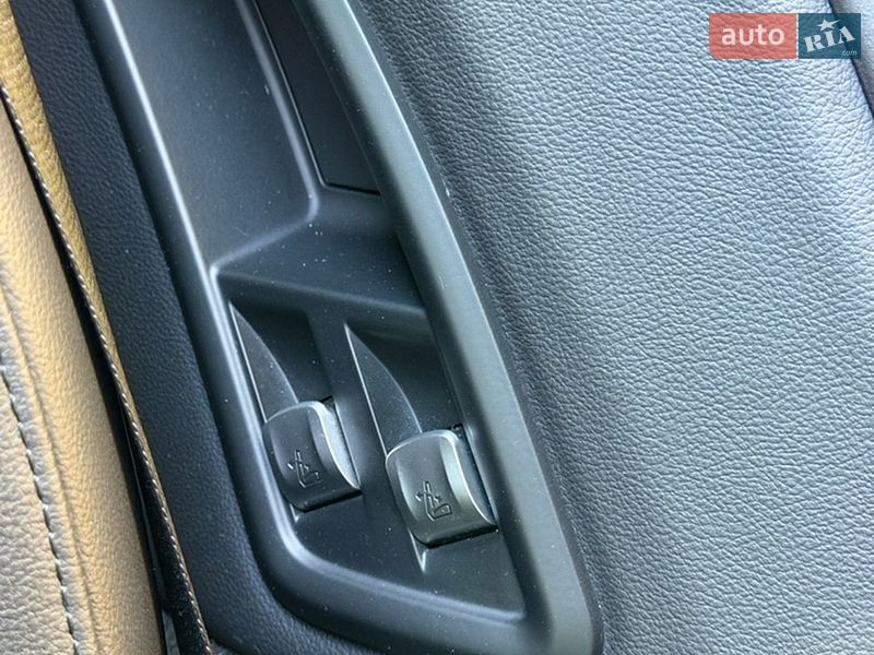 Внедорожник / Кроссовер BMW X7 2020 в Киеве