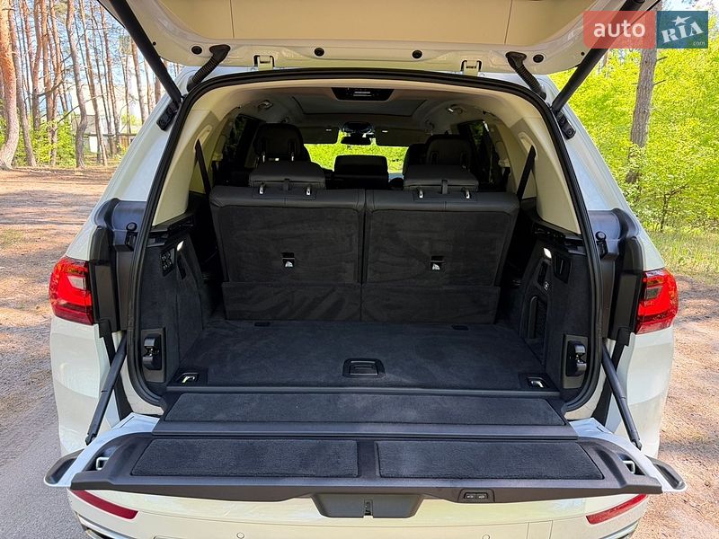 Внедорожник / Кроссовер BMW X7 2020 в Киеве