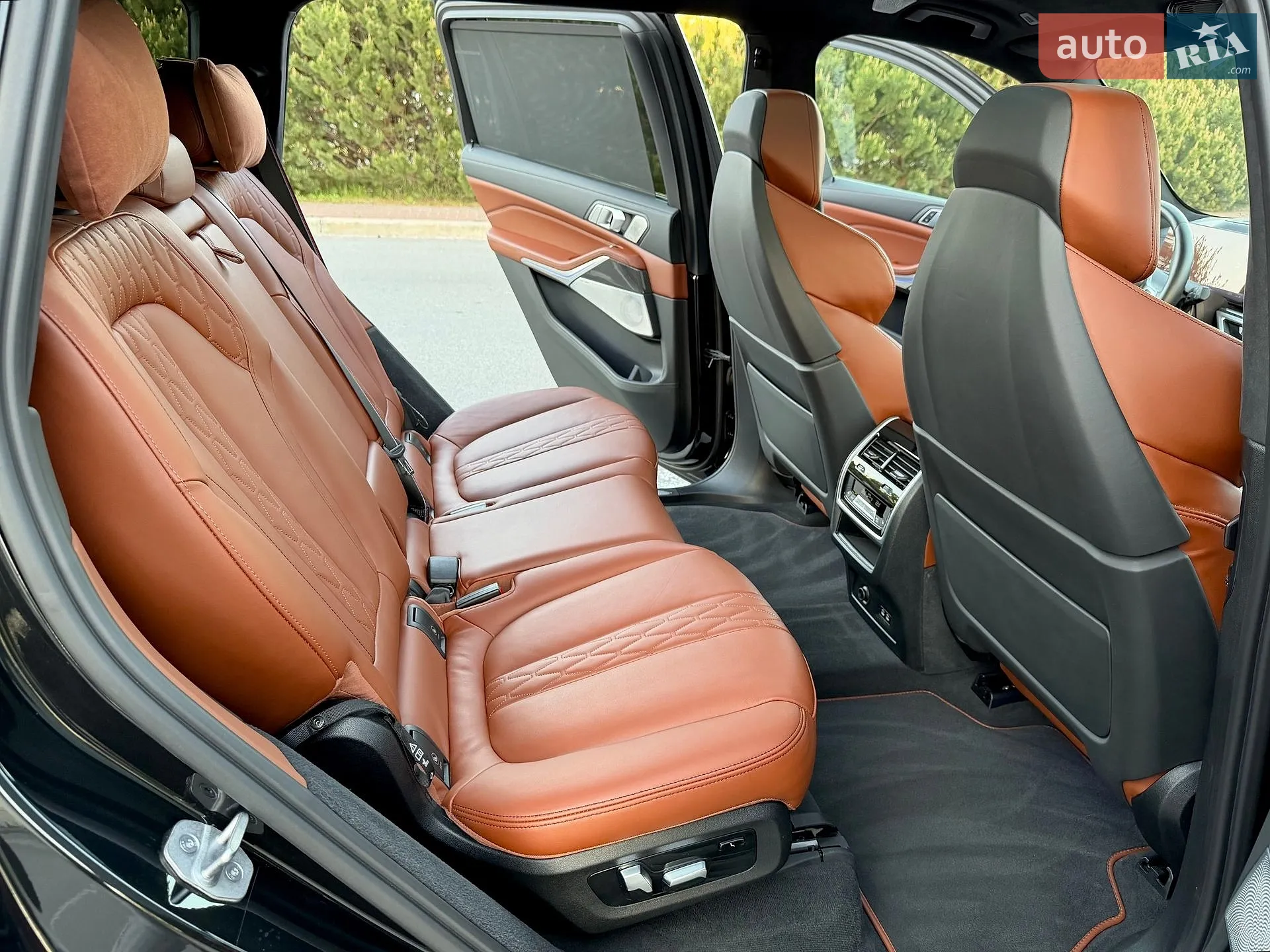 2023 BMW X7 - мініатюра 45