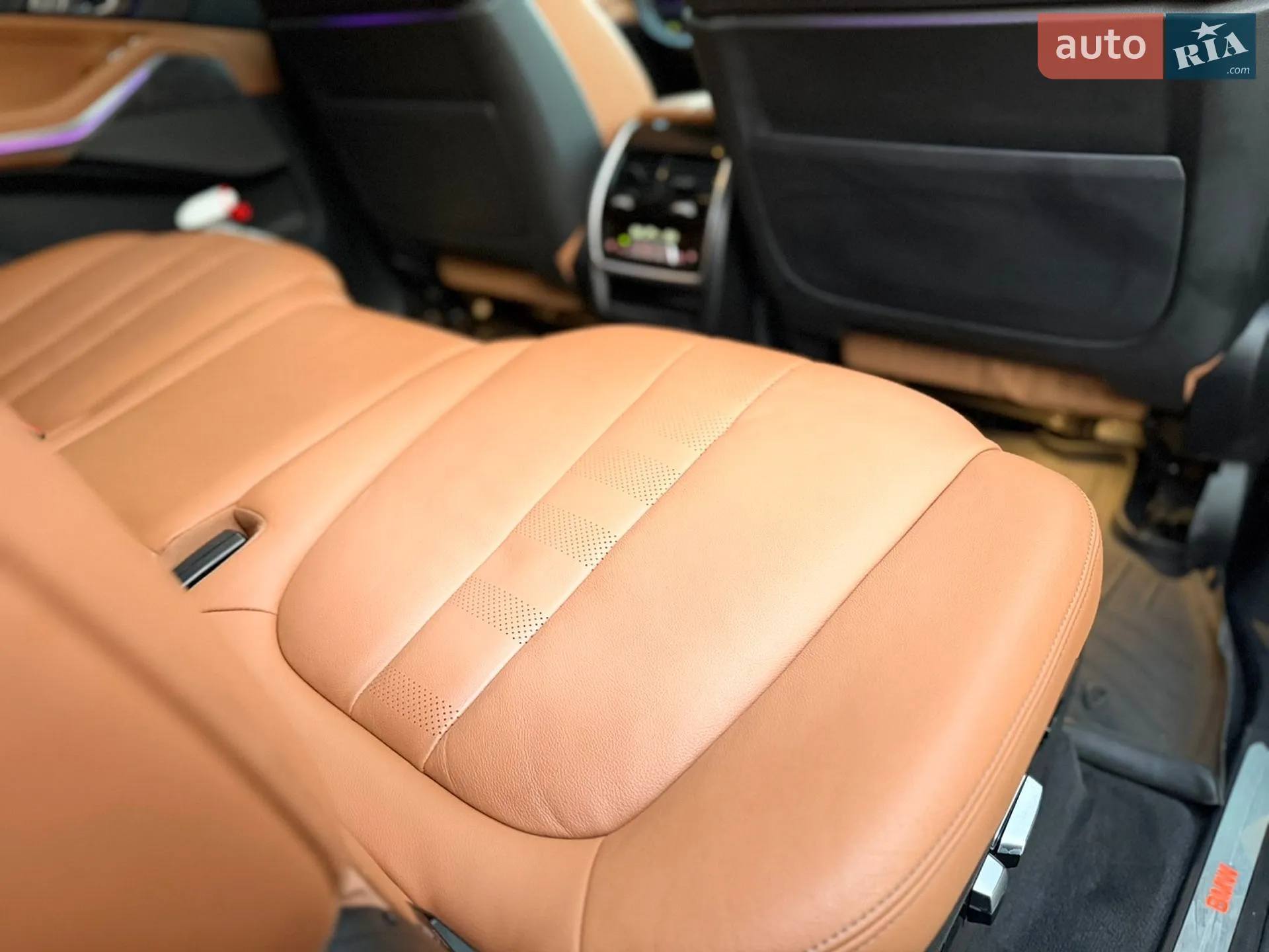 2021 BMW X7 - мініатюра 29