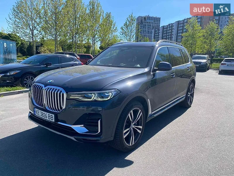 BMW X7