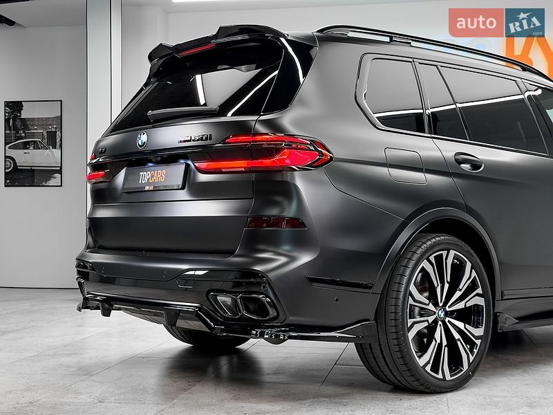 Внедорожник / Кроссовер BMW X7 2024 в Киеве