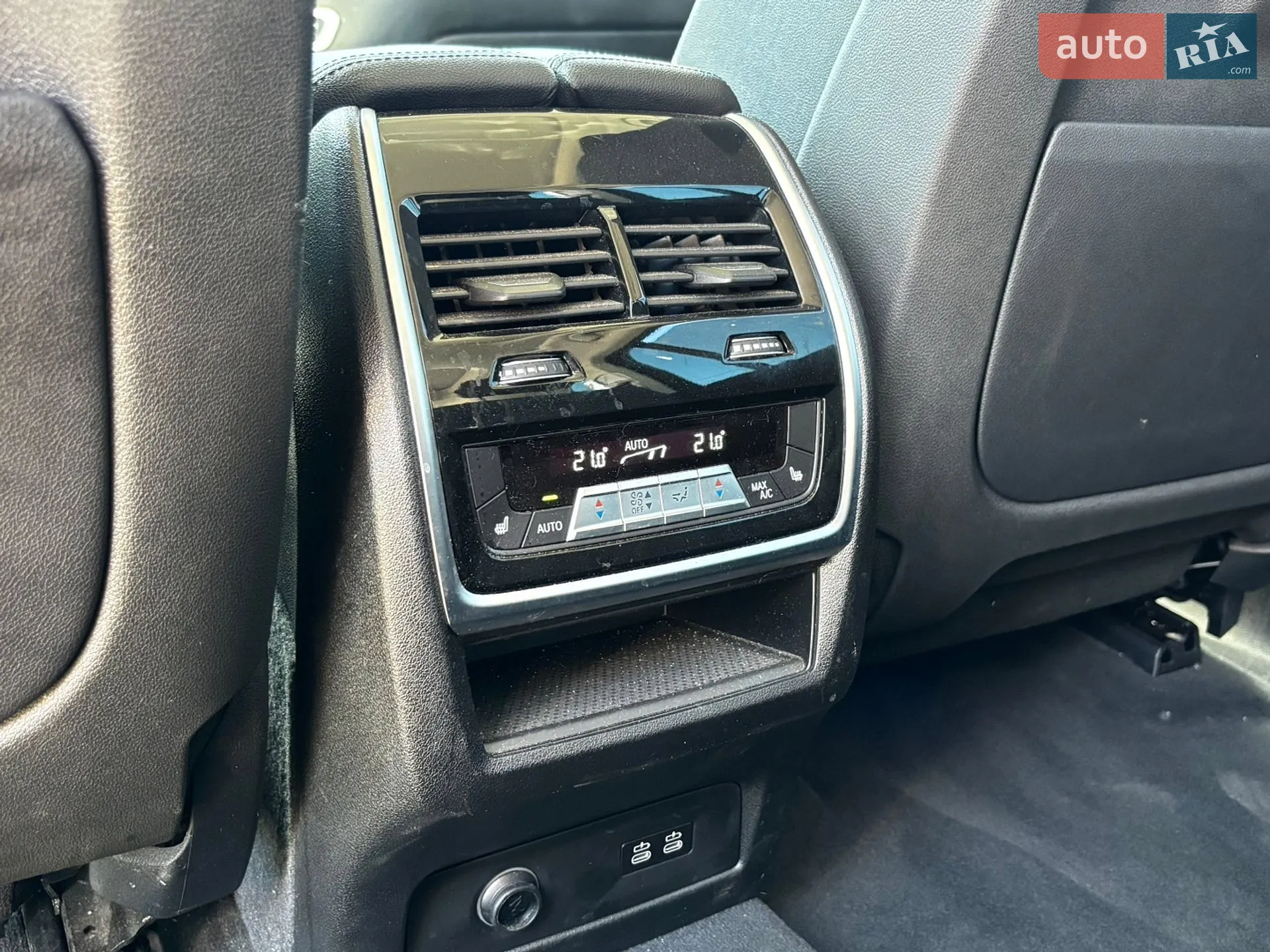 2020 BMW X7 - мініатюра 24