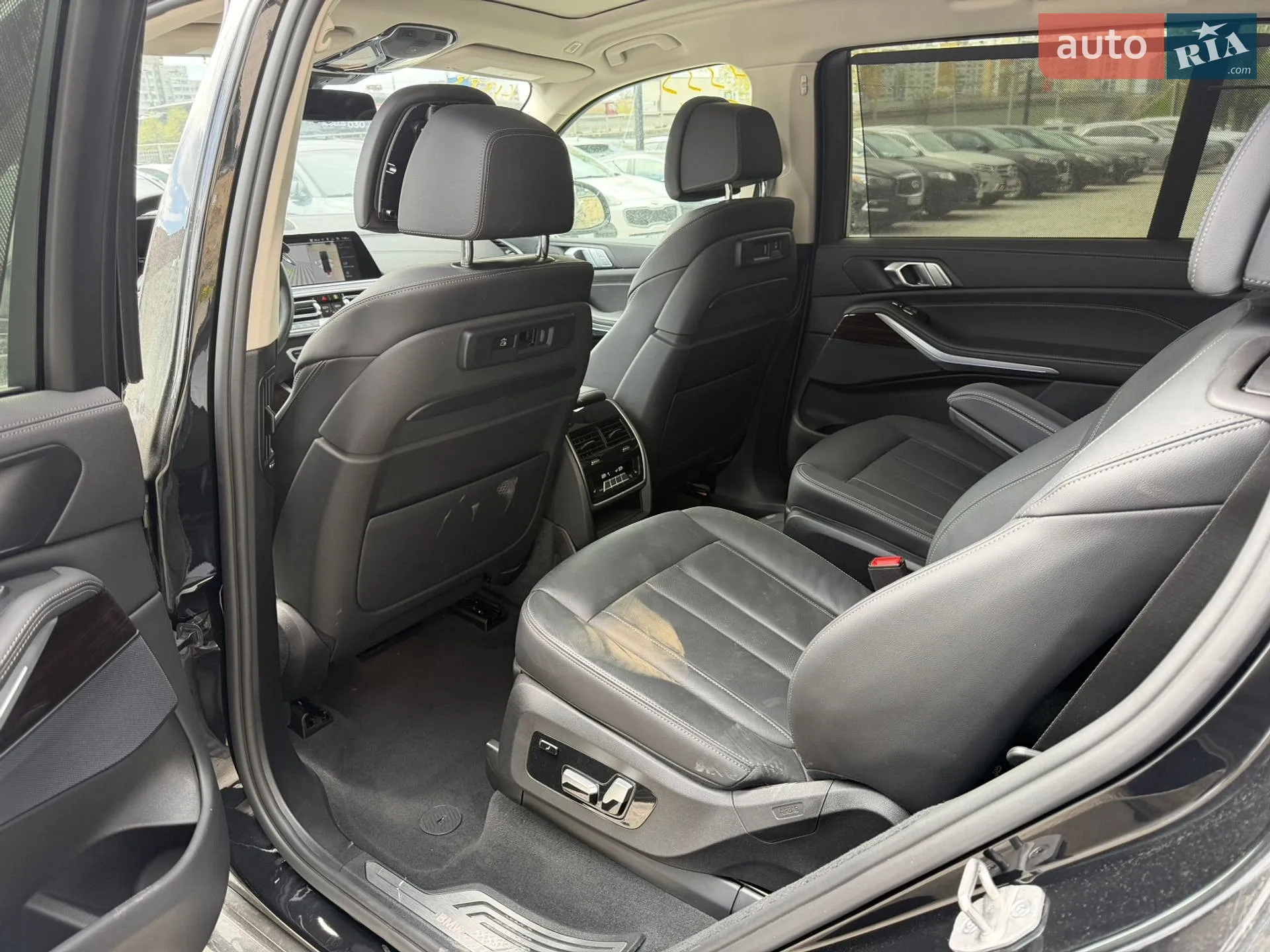 2021 BMW X7 - мініатюра 9