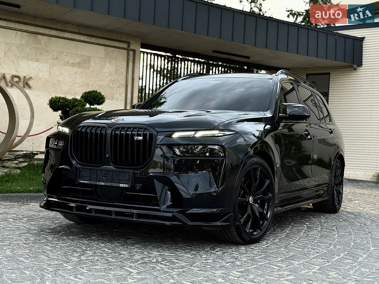 2023 BMW X7 - мініатюра 42