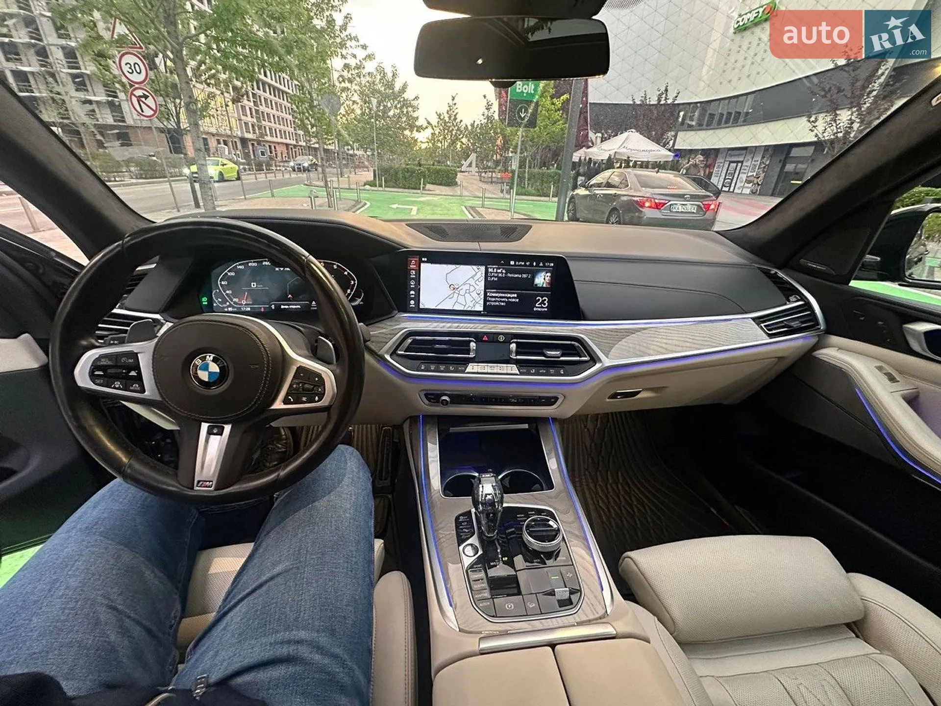 2021 BMW X7 - мініатюра 12