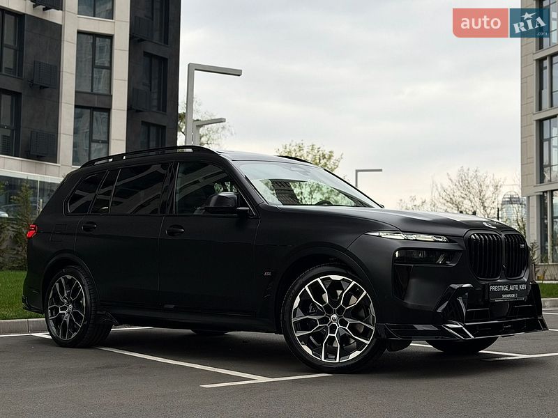 Внедорожник / Кроссовер BMW X7 2024 в Киеве