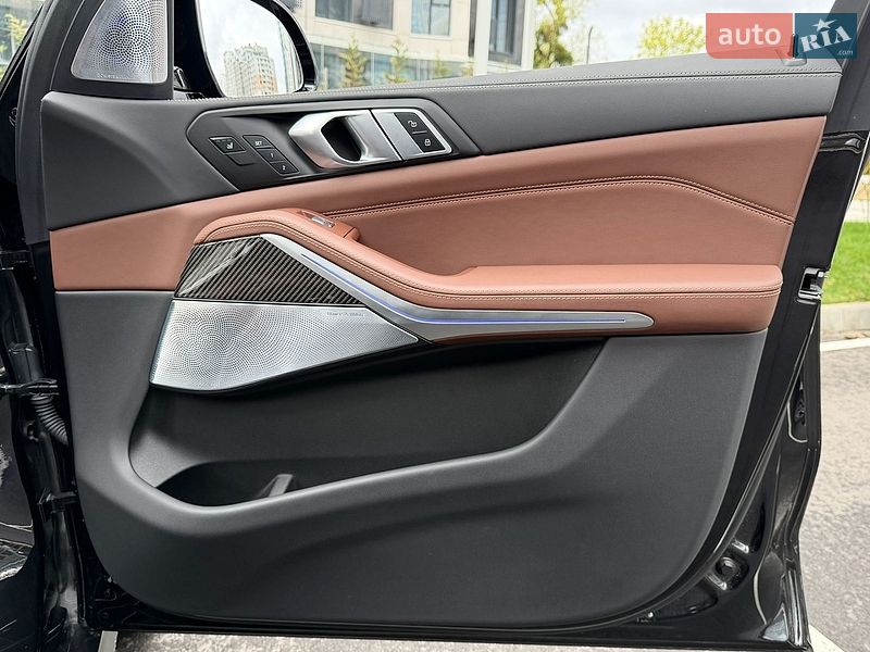Внедорожник / Кроссовер BMW X7 2024 в Киеве