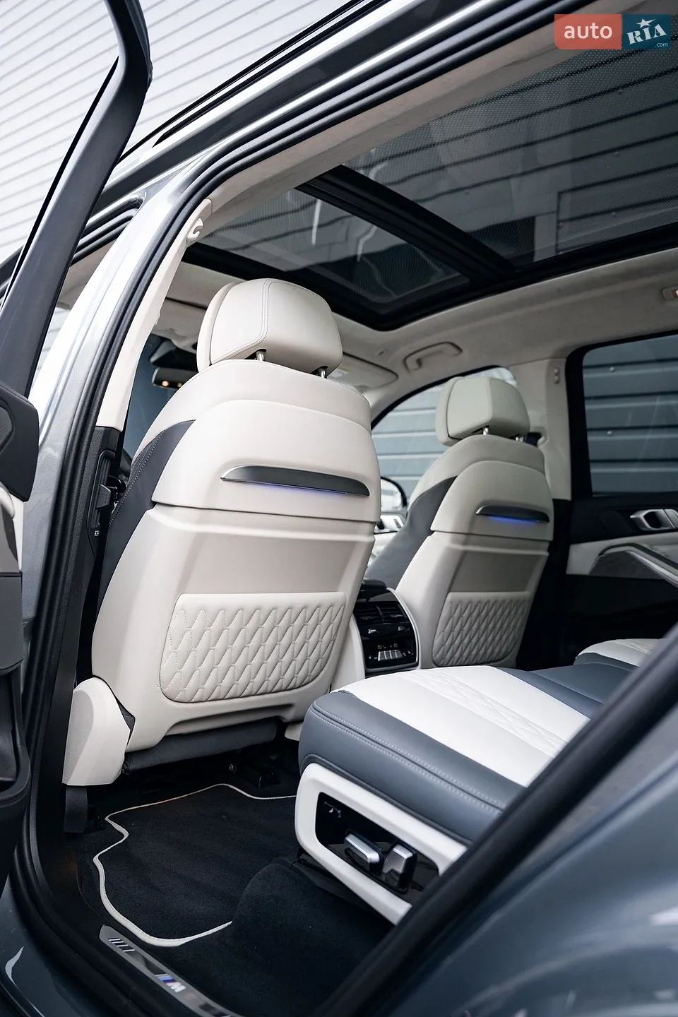 2023 BMW X7 - мініатюра 25