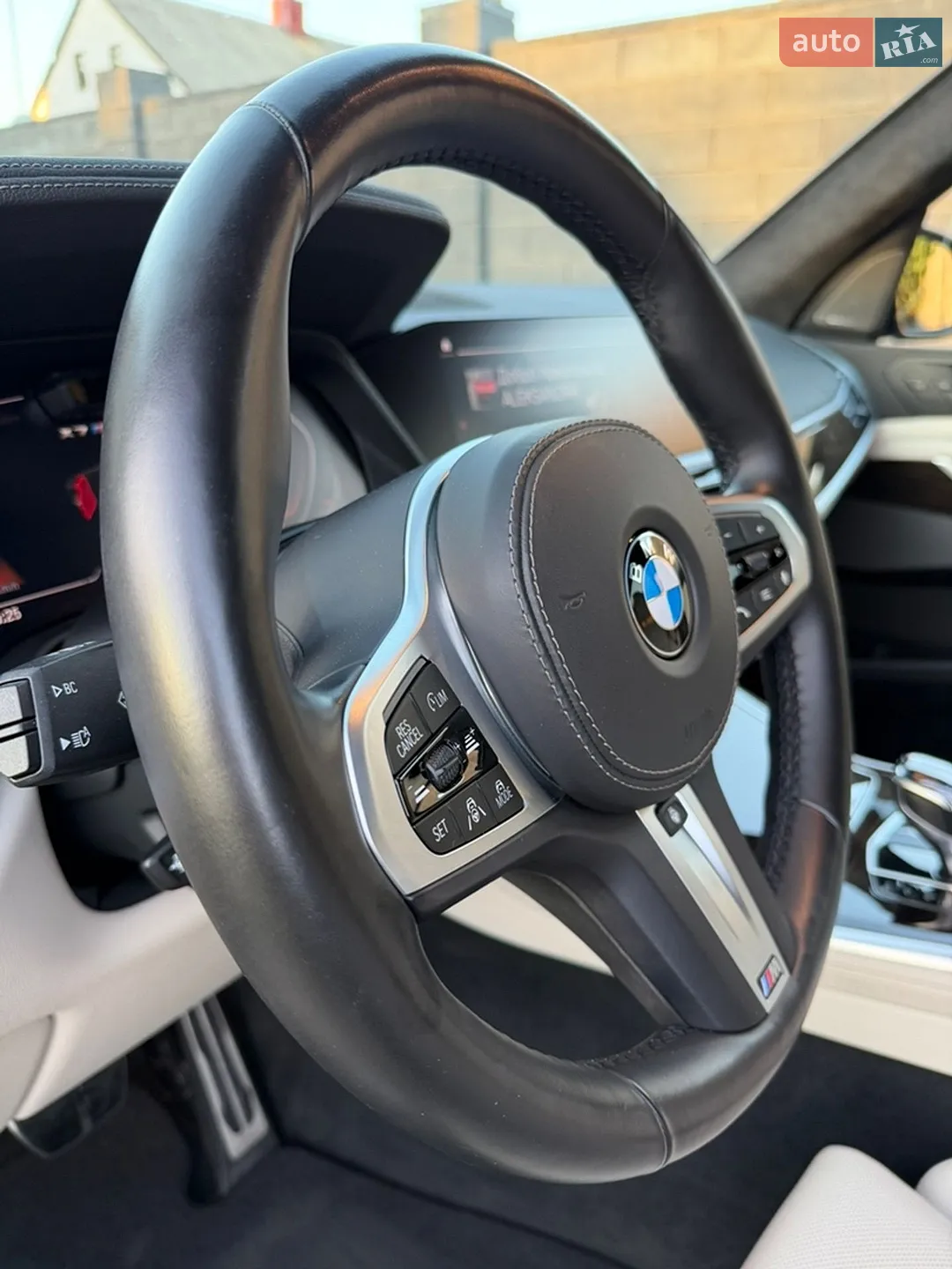 2021 BMW X7 - мініатюра 14