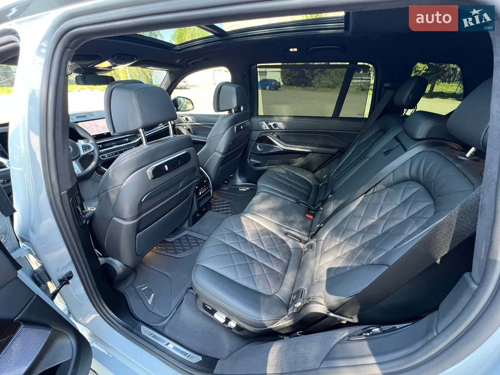 2023 BMW X7 - мініатюра 25