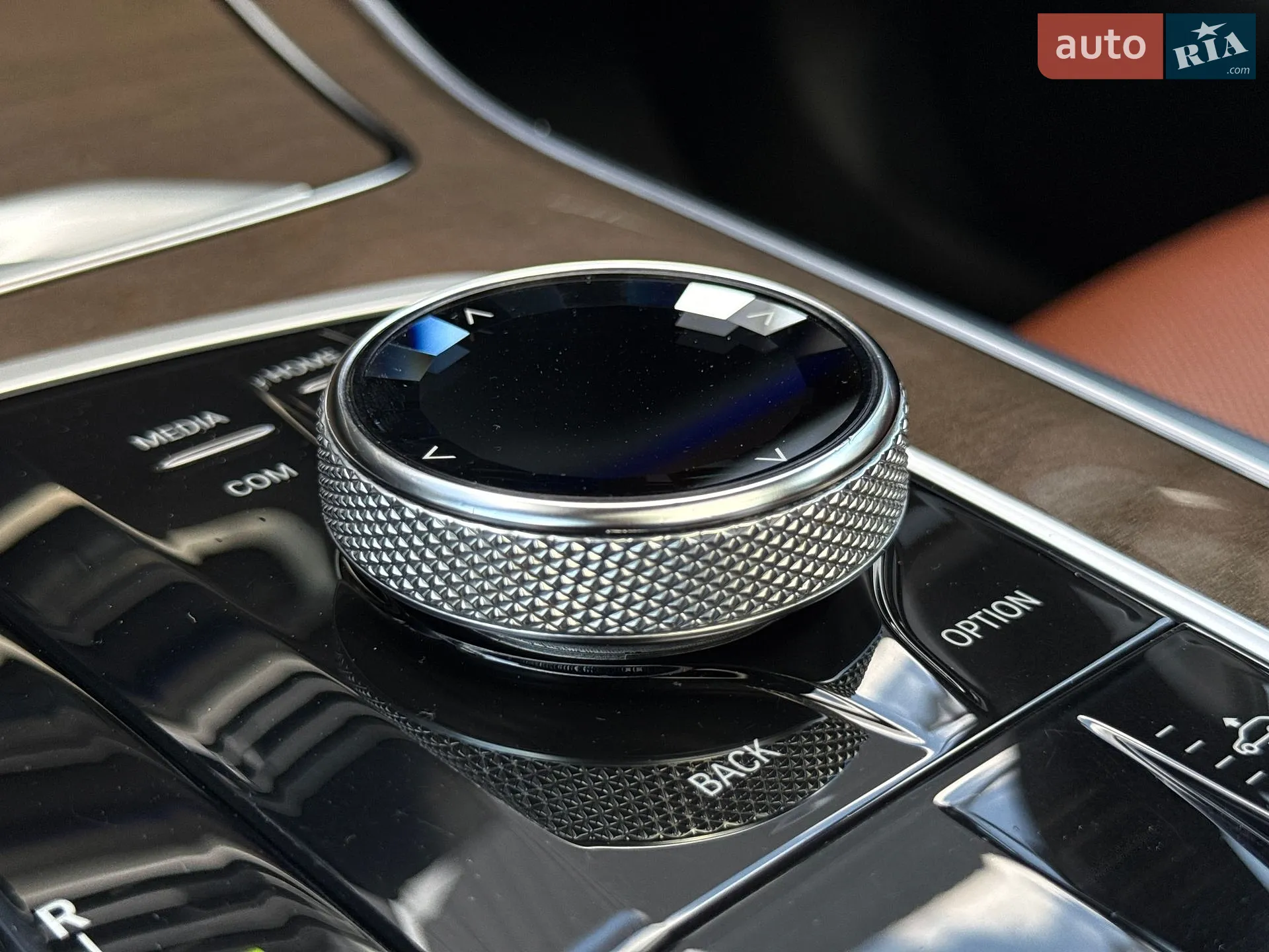 2020 BMW X7 - мініатюра 66