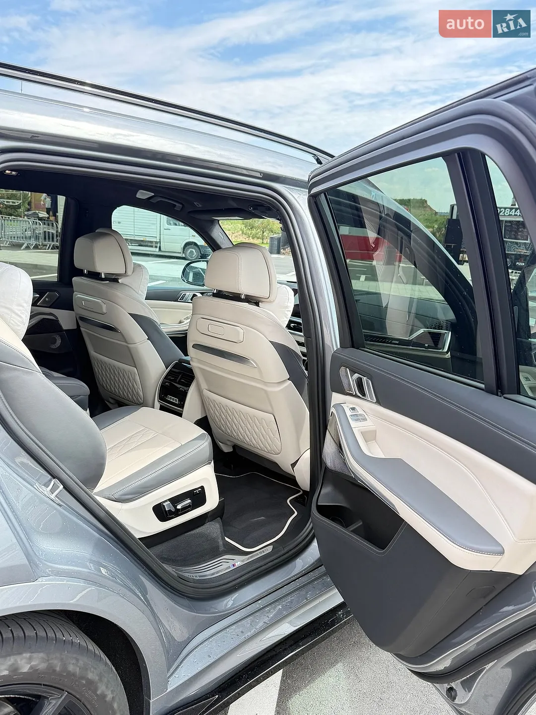 2022 BMW X7 - мініатюра 9