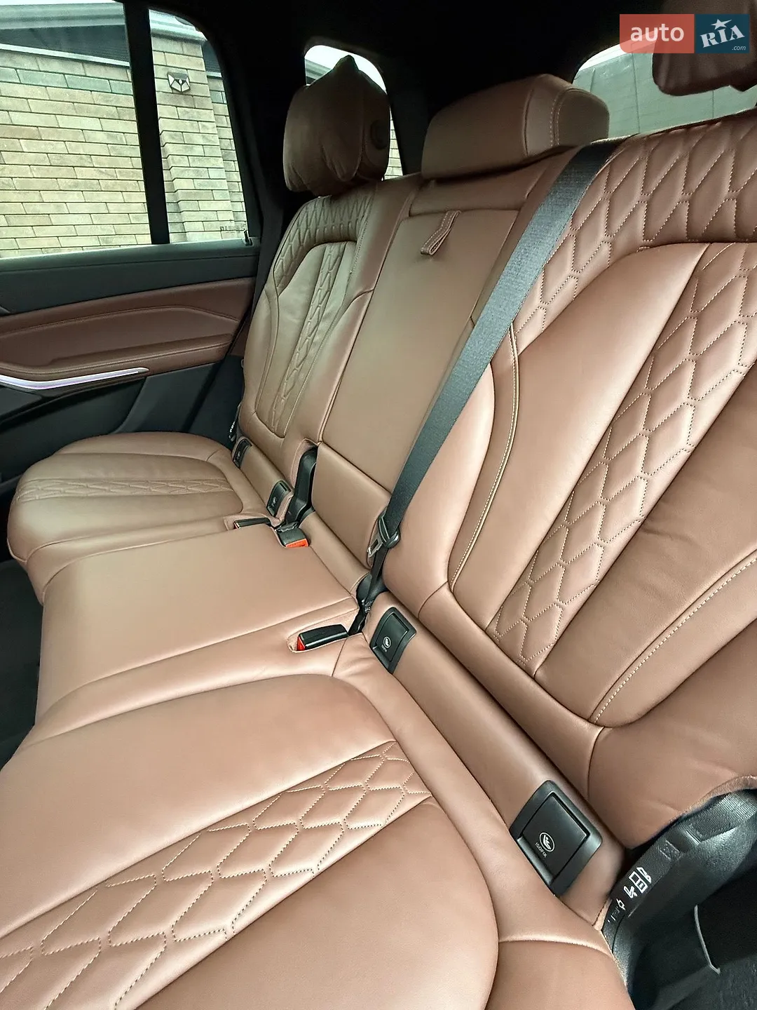 2020 BMW X7 - мініатюра 27