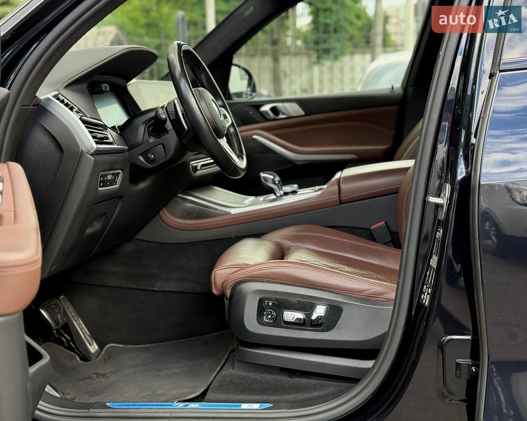 2021 BMW X7 - мініатюра 11