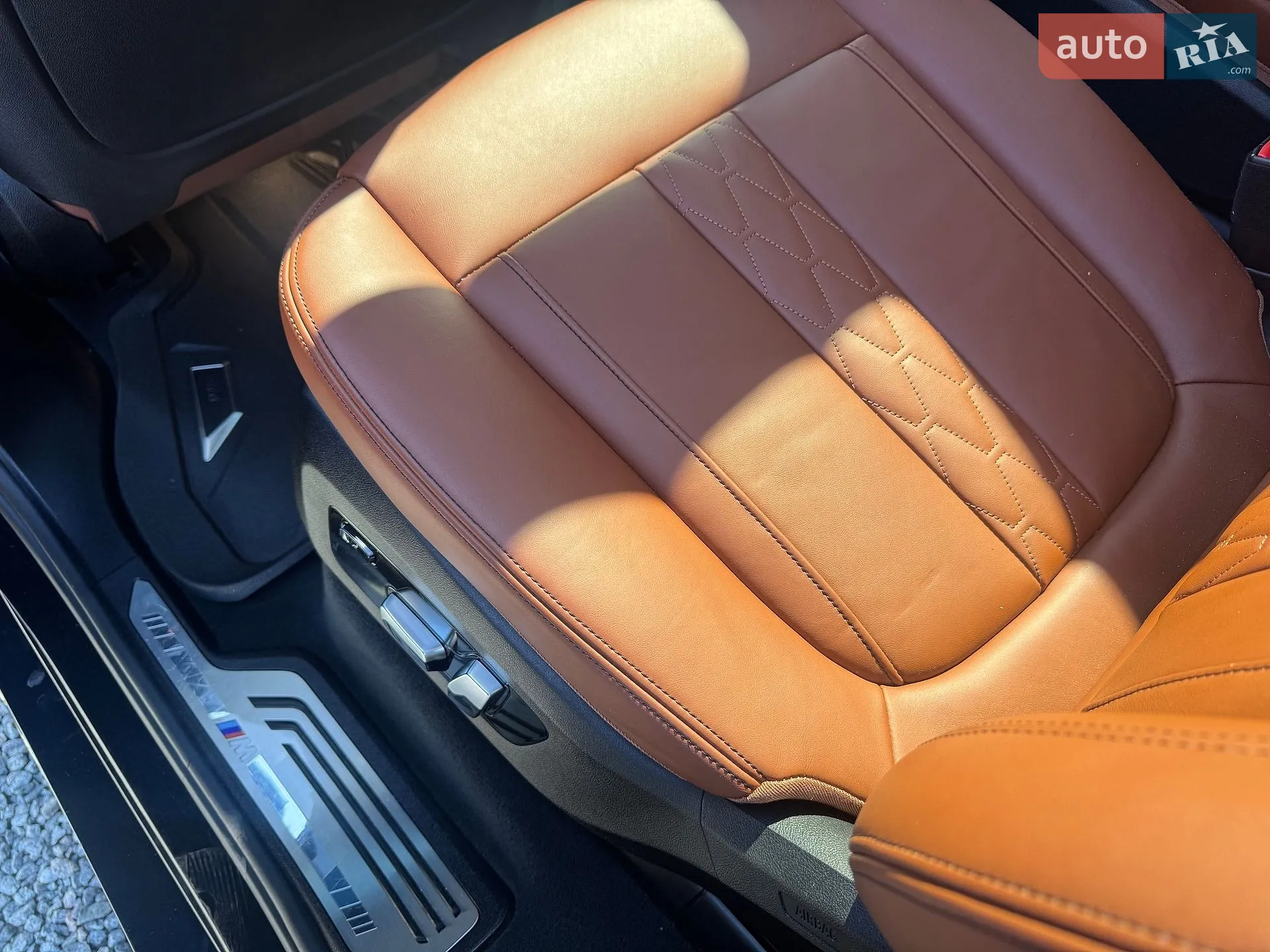 2019 BMW X7 - мініатюра 76