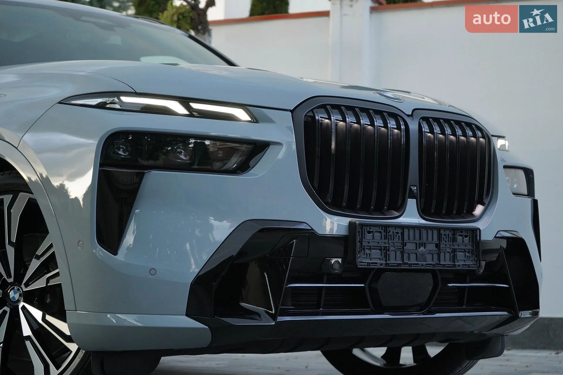 2025 BMW X7 - мініатюра 29
