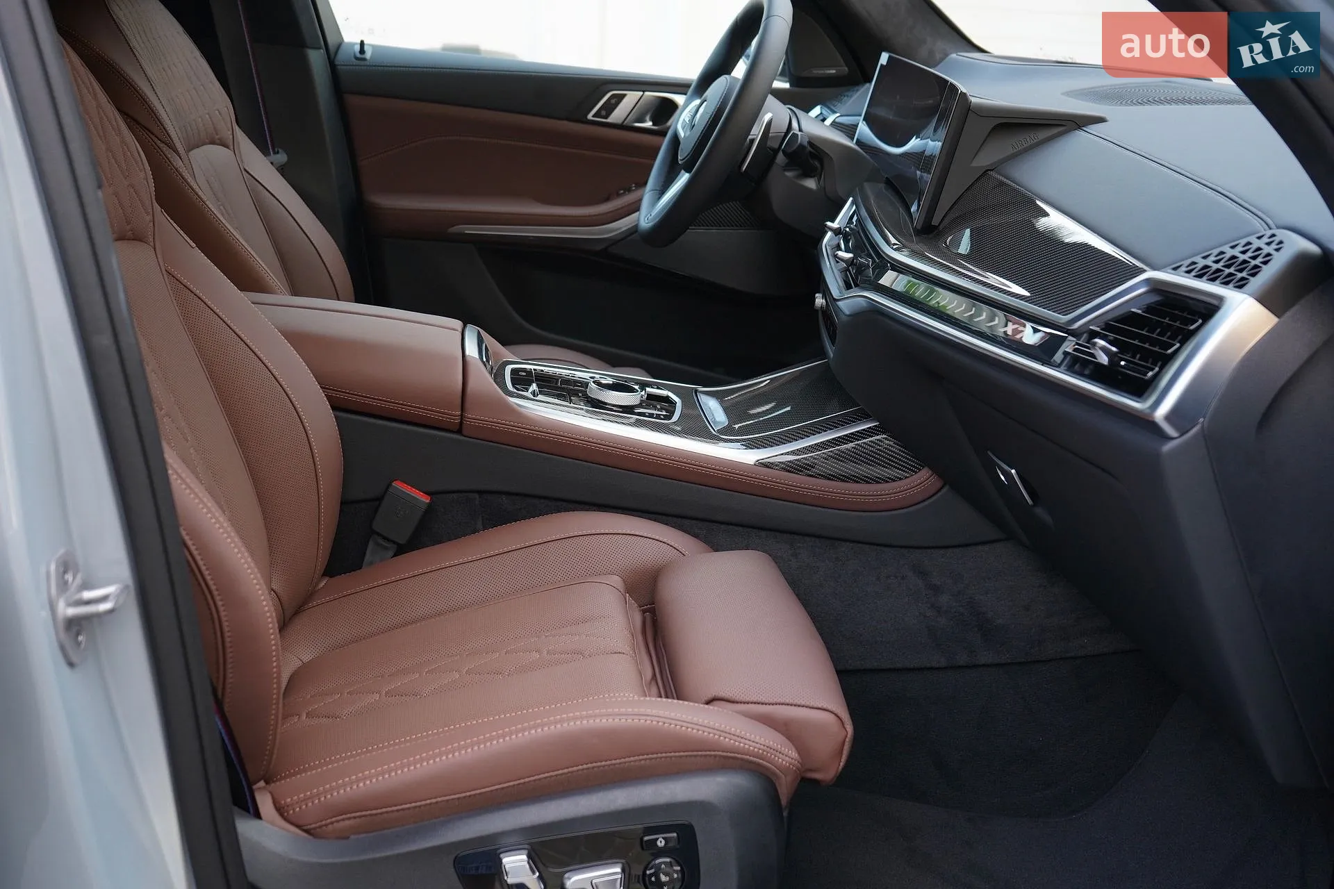 2025 BMW X7 - мініатюра 61