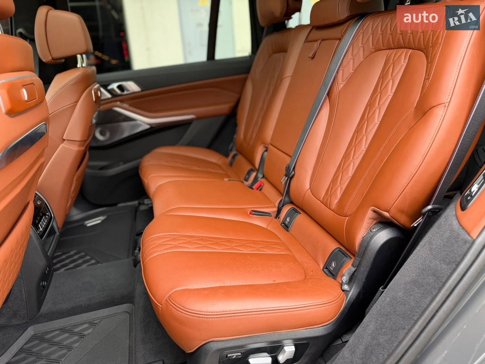 2023 BMW X7 - мініатюра 19