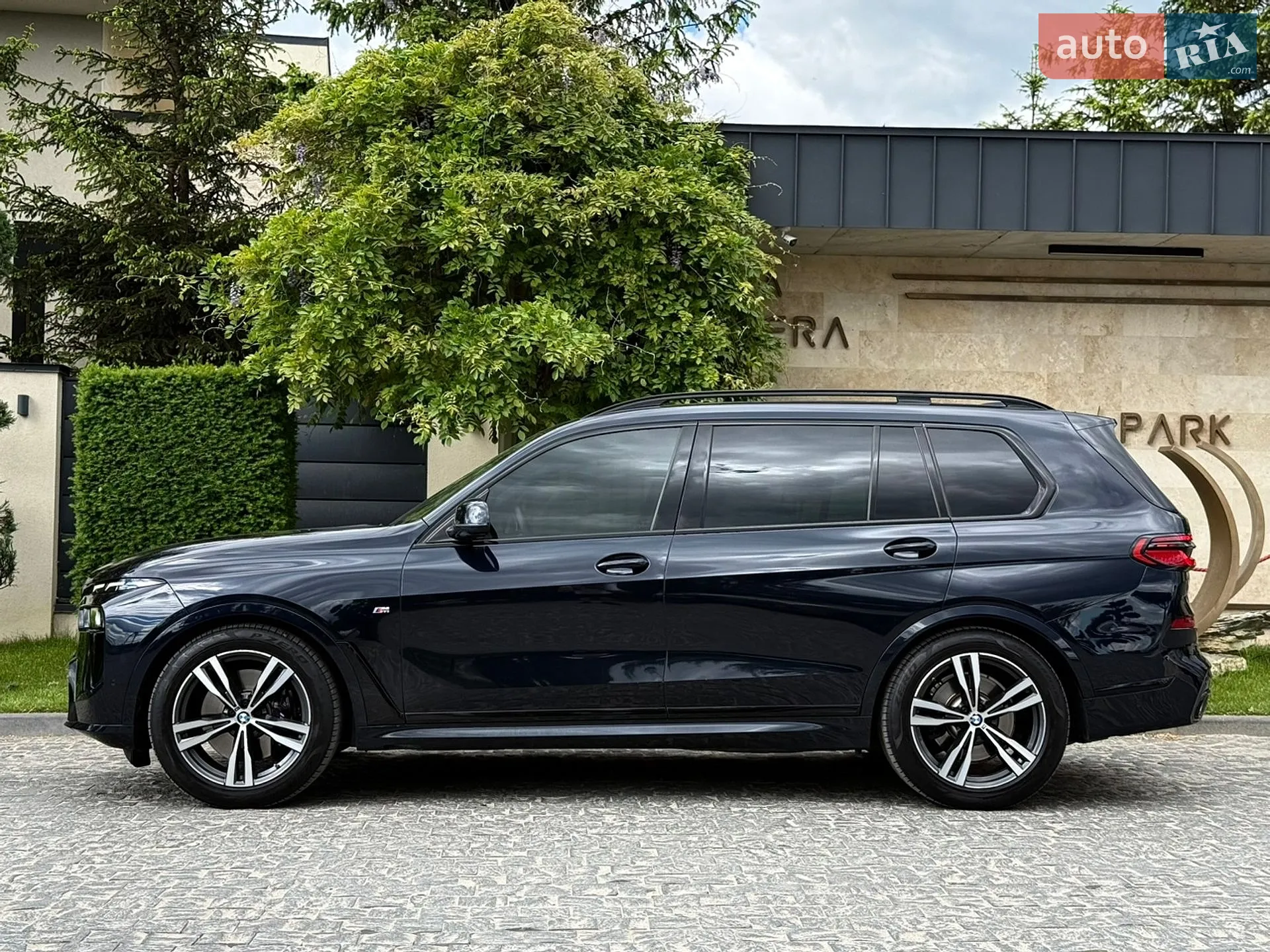 2022 BMW X7 - мініатюра 11
