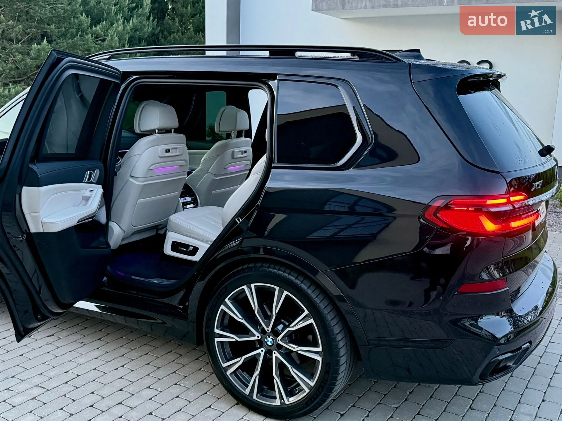 2021 BMW X7 - мініатюра 20