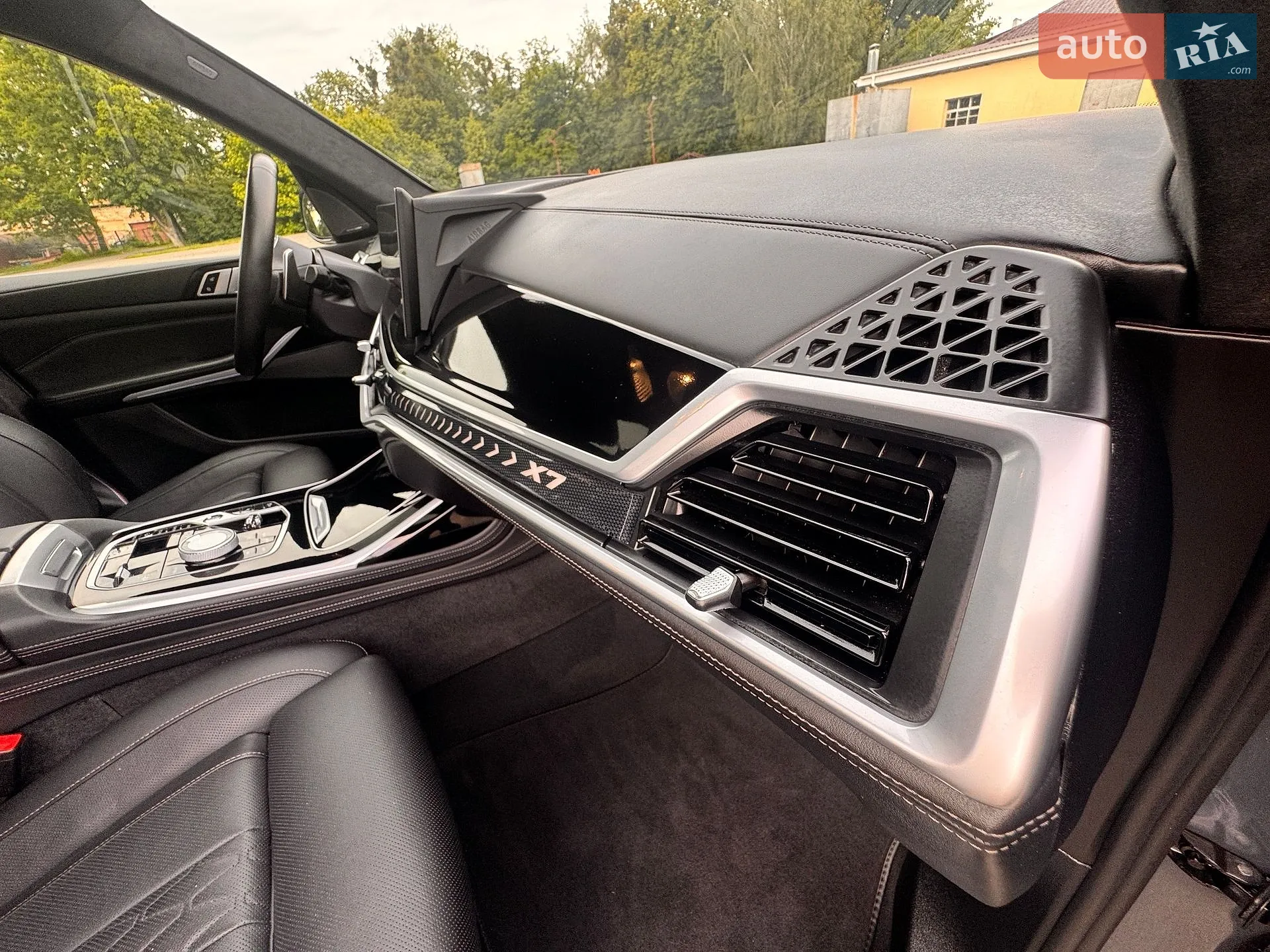 2023 BMW X7 - мініатюра 101