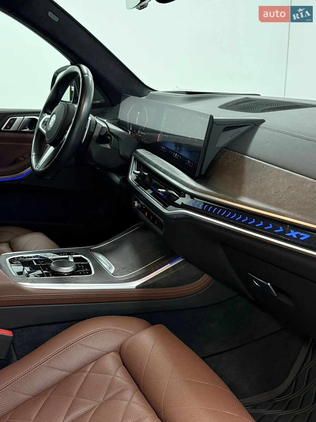 2023 BMW X7 - мініатюра 37