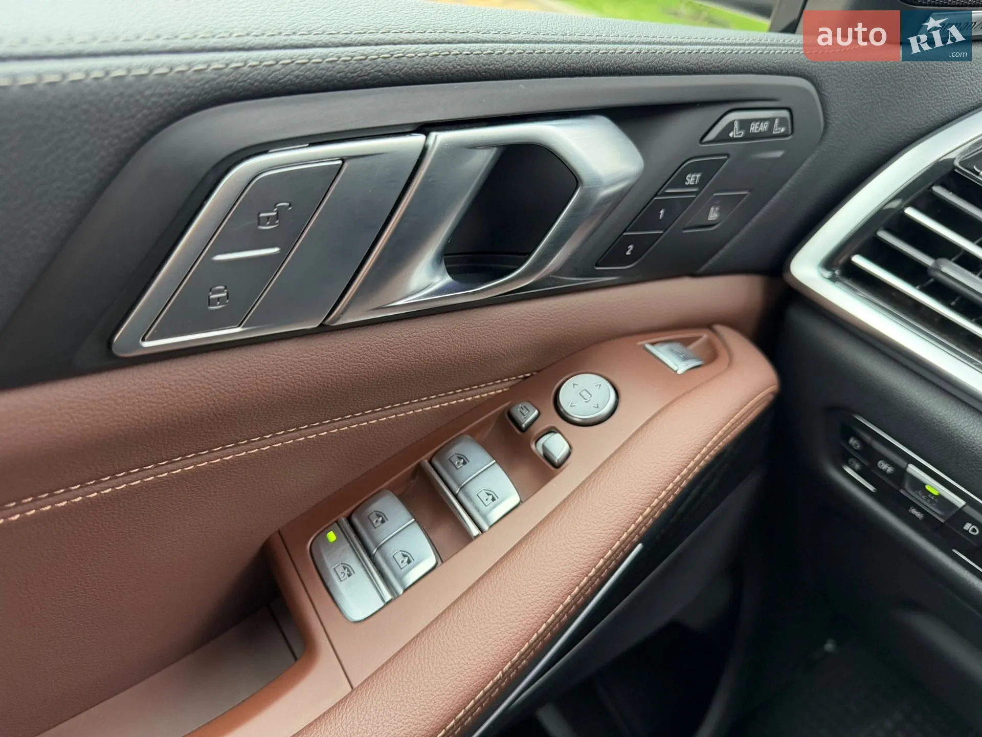 2022 BMW X7 - мініатюра 41