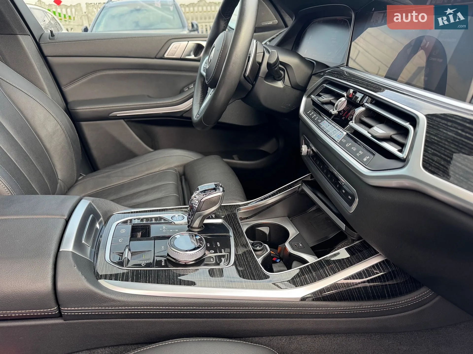 2019 BMW X7 - мініатюра 43